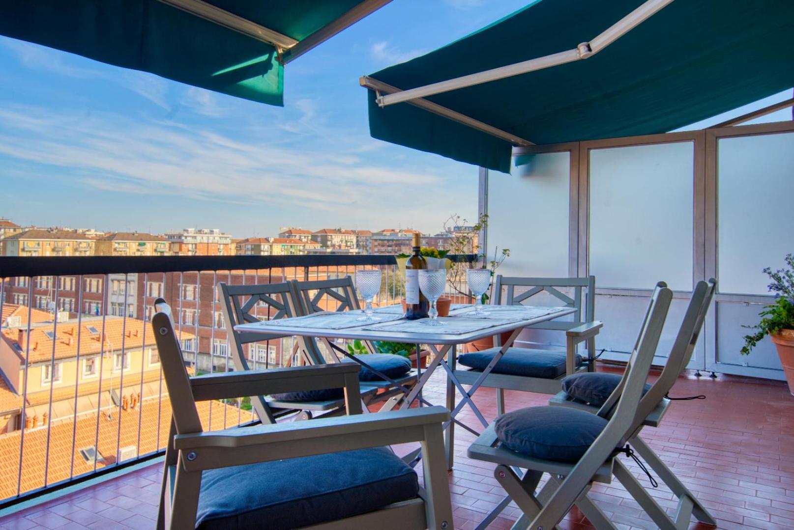 Spacious Penthouse With Panoramic Terrace - 20 Minutes From San Siro & Duomo Milan Exterior photo